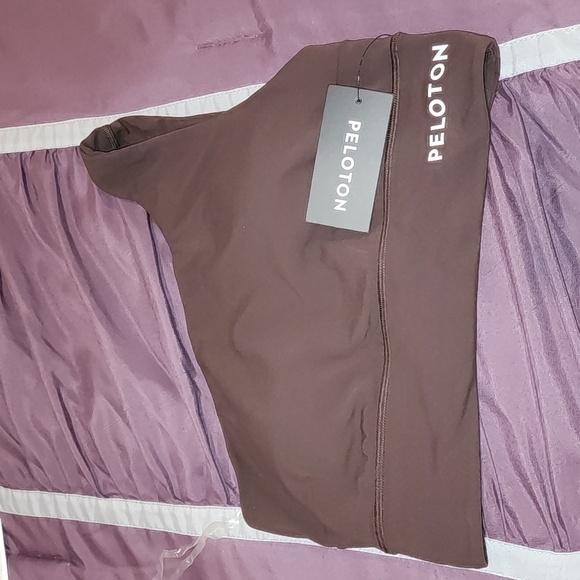 LULULEMON ALIGN ASYMMETRICAL BRA x peloton, New with tags, brown size 10 - Picture 3 of 5